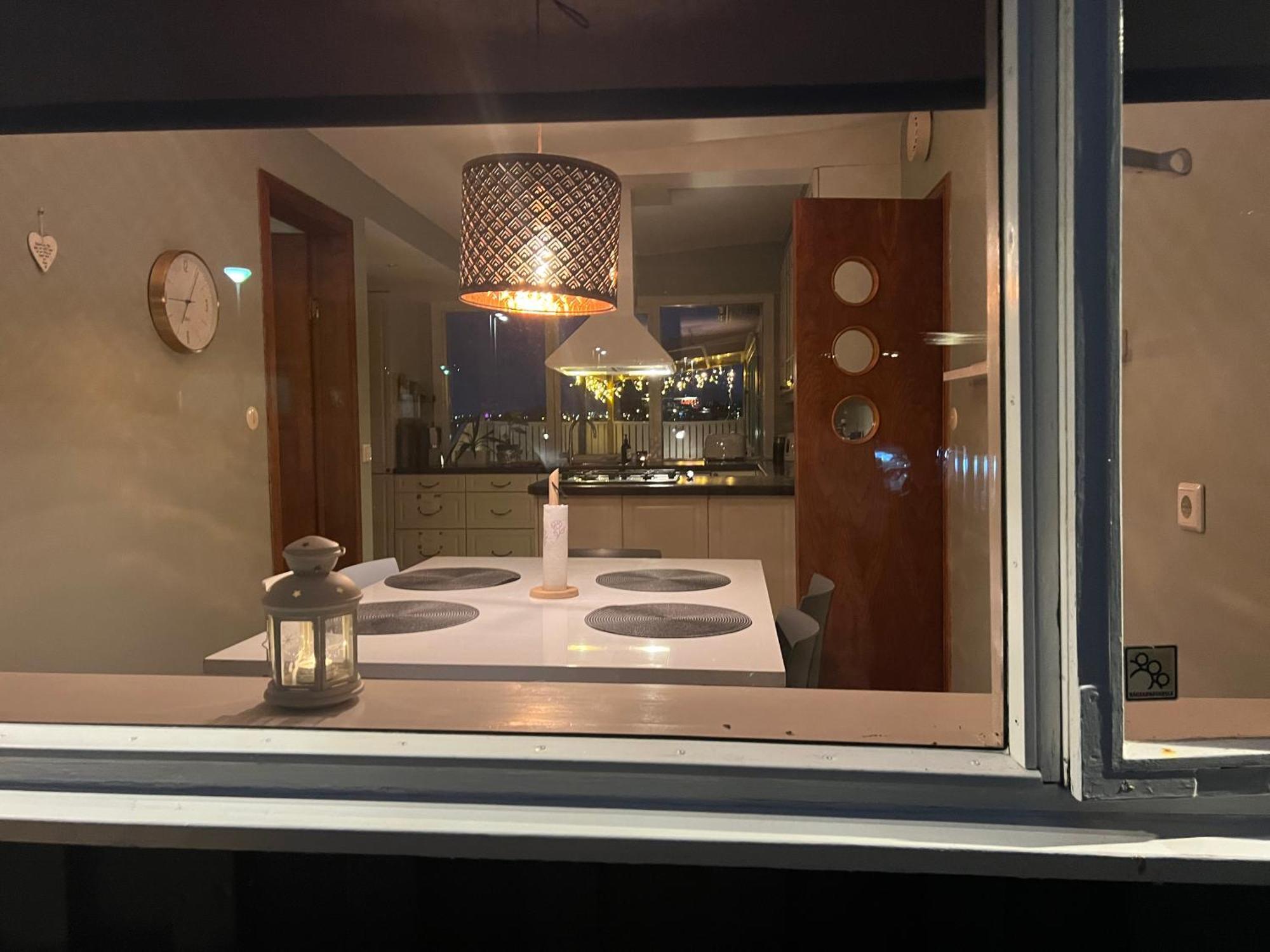 House - Villa With Garden And Hot Tub, 2 Min From Reykjavik Garthabaer Esterno foto